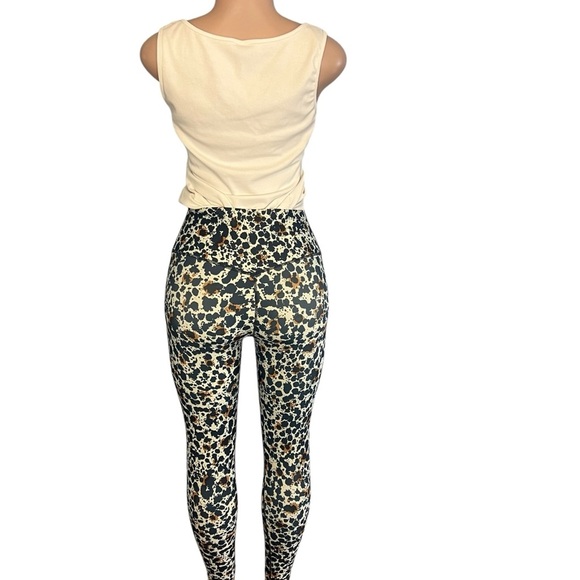 3/$30 🍂 Sage Collective Cheetah Print Ink Splatter Leggings - Picture 6 of 8